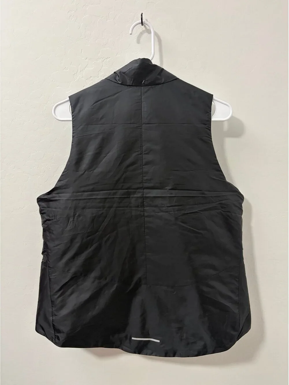 New $190 Nike Therma-Fit ADV Repel AeroLoft Running Vest FB7606-010 Womens M